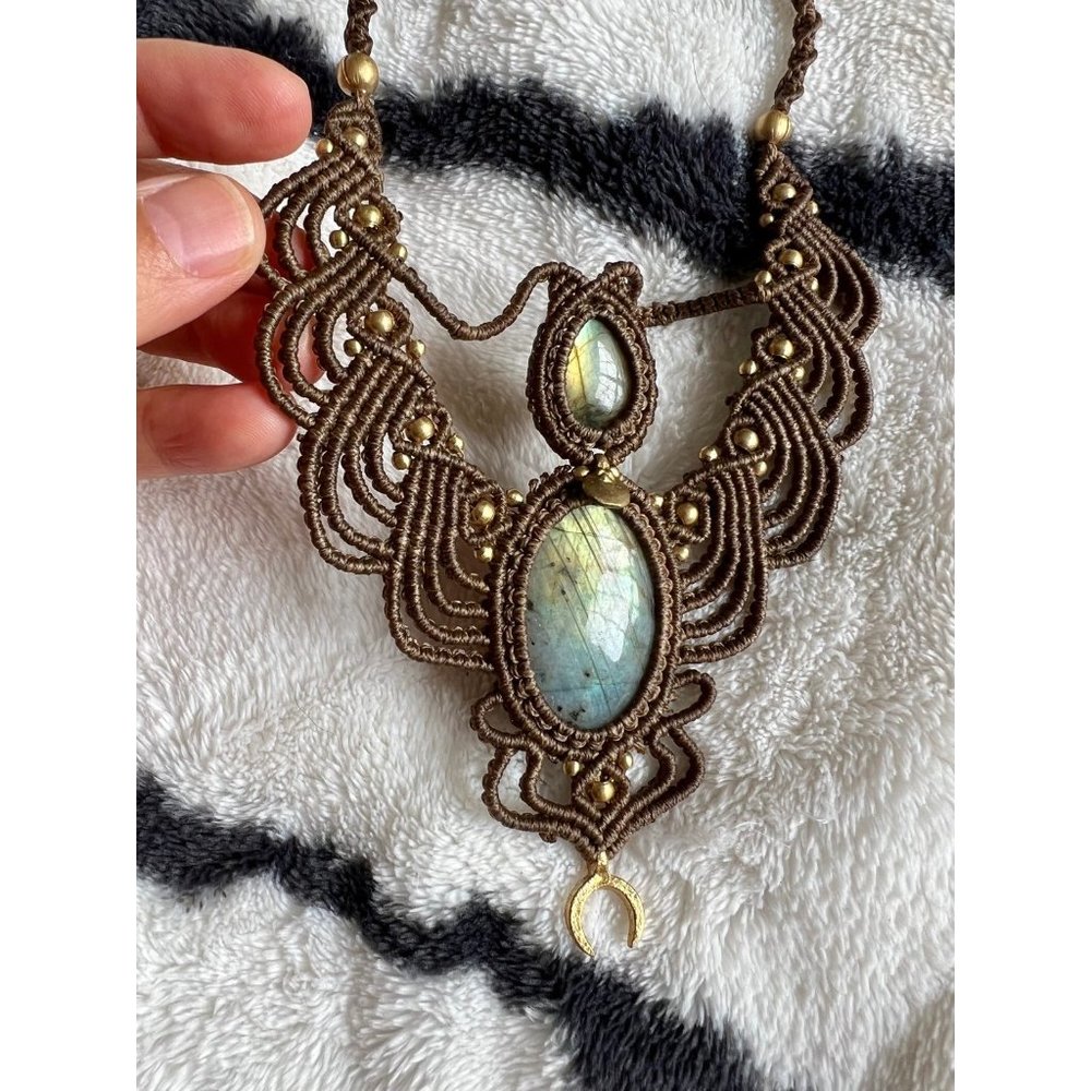 Double Rainbow Flash Labradorite Hemp Necklace - Picture 3 of 5